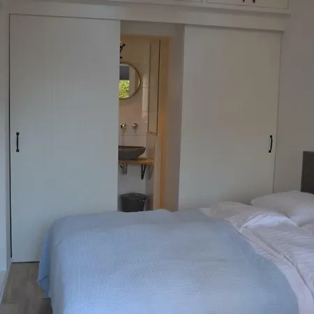 Гостевой дом Behind The Зандфорт